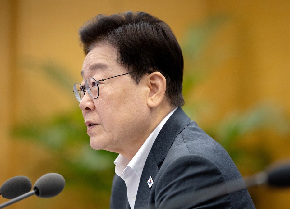 이재명 대통령, 명진 스님 입적 애도…"불교계 큰 어른 떠나보내 슬픔"