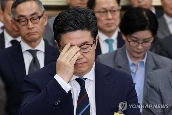 김병주, 600억 DIP 변제 돌입...개인자산 담보 1천억도 '상환 압박'(1부) - 뉴스 썸네일 이미지